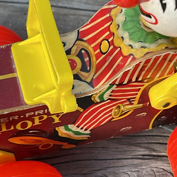 Collectible Vintage Jalopy Pull Toy :: Clown Car :: 1965 :: Fisher Price - Picture 8 of 11